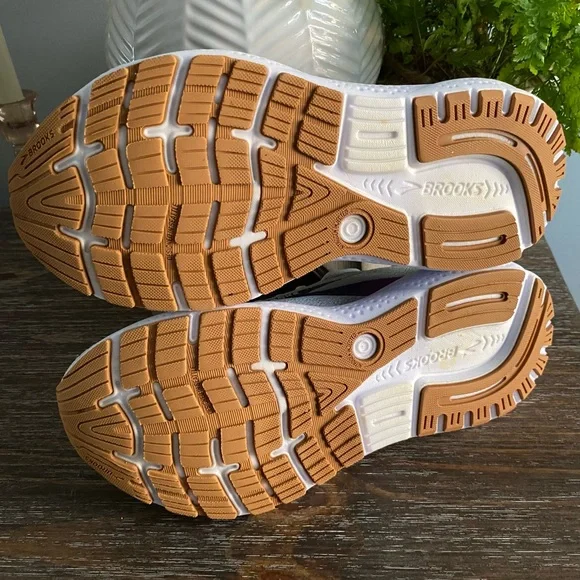 Brooks Ghost 16 Athletic Running Sneakers Shoes Womens 8 White/Grey/Blue/Pink - Picture 8 of 10